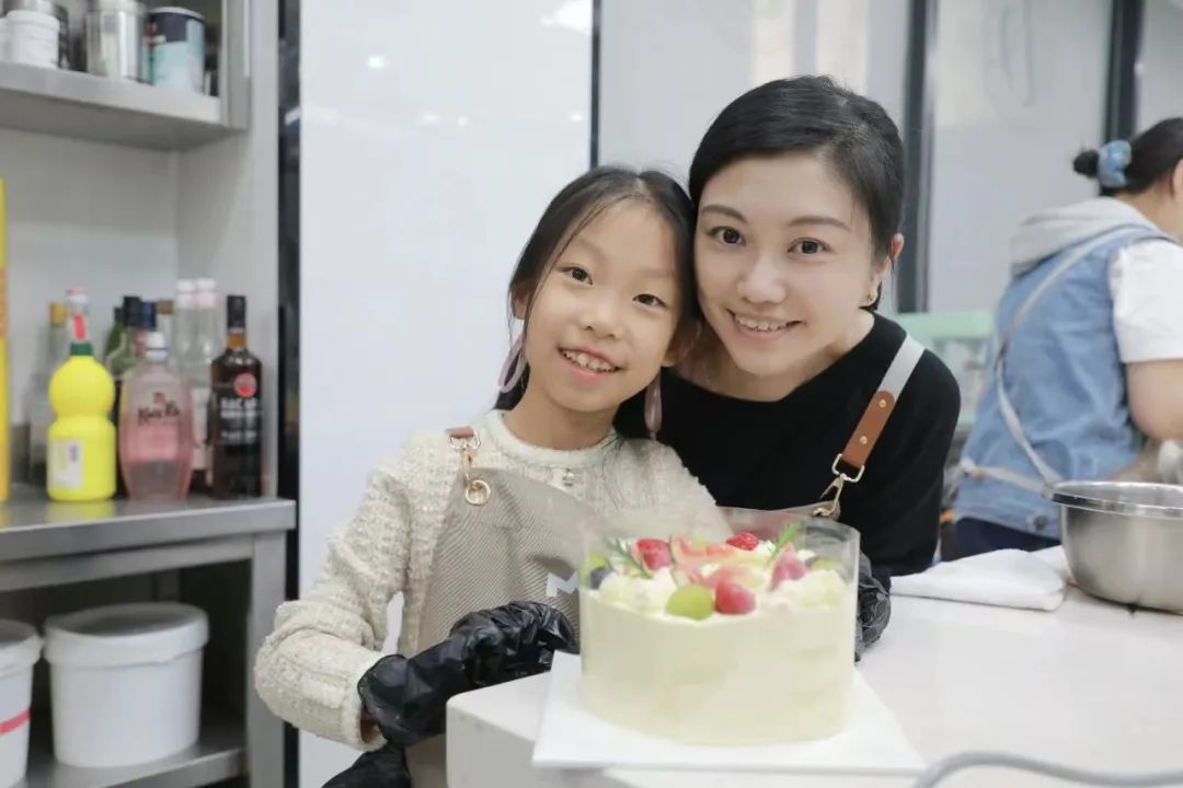 宝妈带娃创业文案_宝妈带娃创业正能量简短的句子_带娃创业的文案